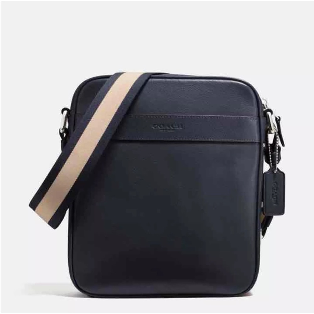 🔥🔥Authentic Coach Charles Flight Bag NWT